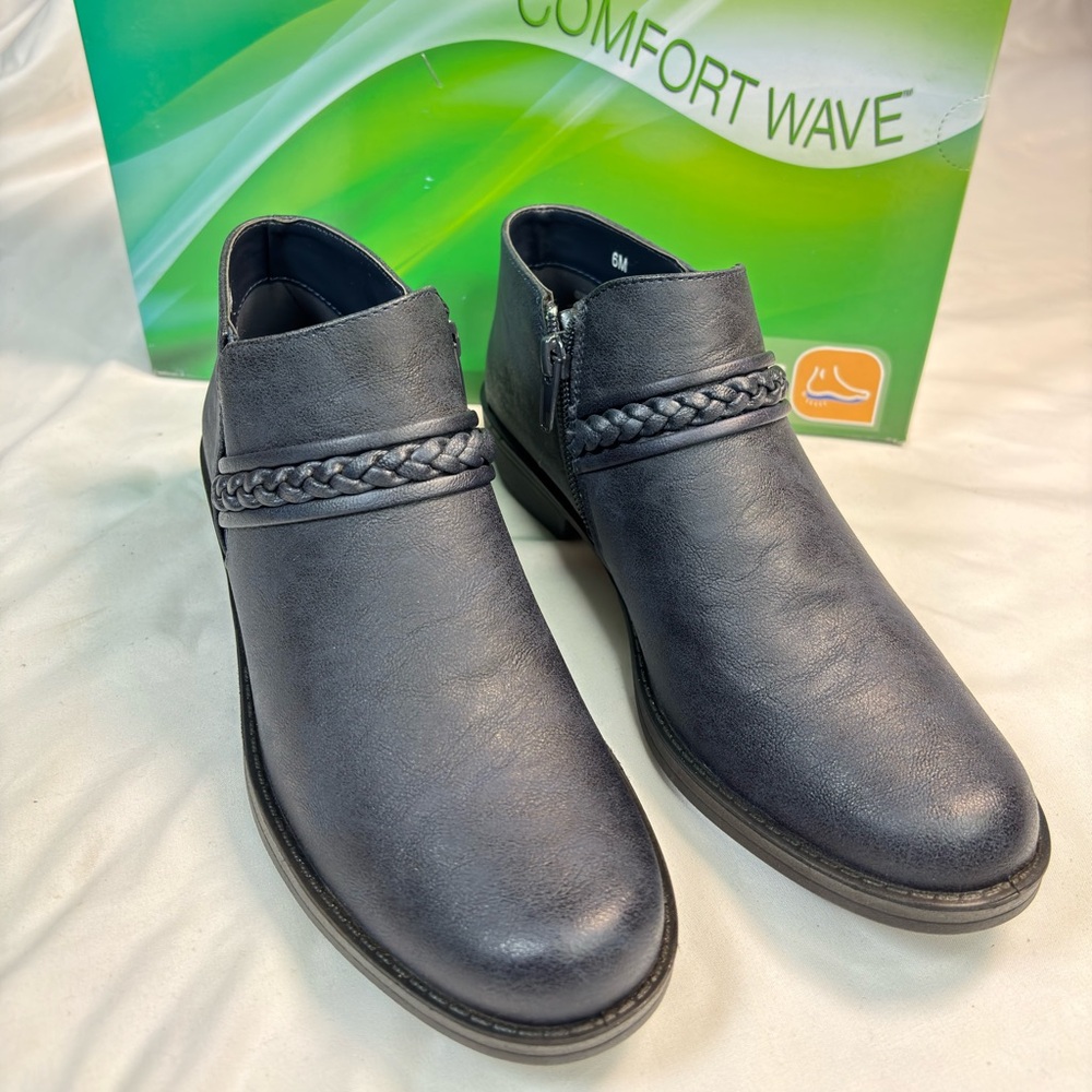 Easy Street Jalia Ankle Booties |Women’s‎ 6M Navy Blue |Comfort Wave Lightweight